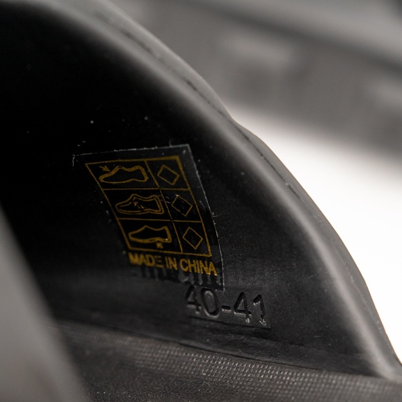 size 40-41 Balmain Black Ari Rubber Slip On Slides Sandal Embossed Logo - Picture 9 of 11